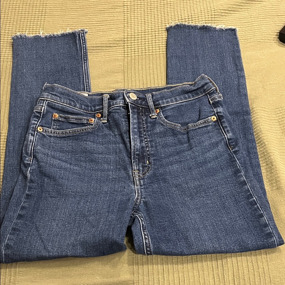 GAP Women's Straight Leg Blue Jeans